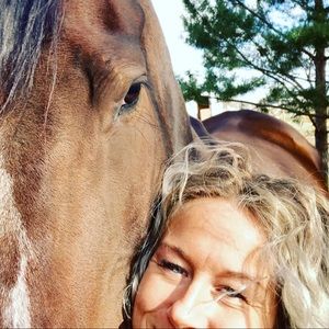 Meet your Posher, Janelle